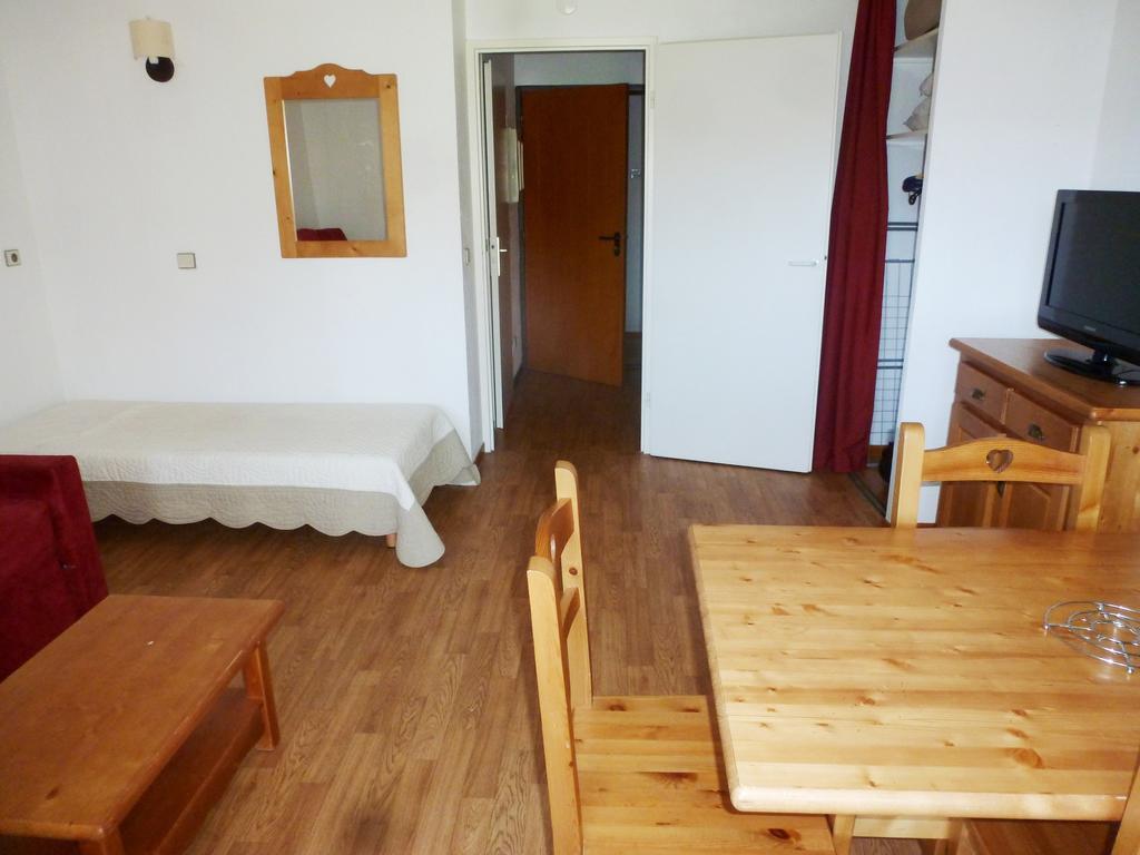Residence Odalys Le Christiana Alpe d'Huez Exterior photo