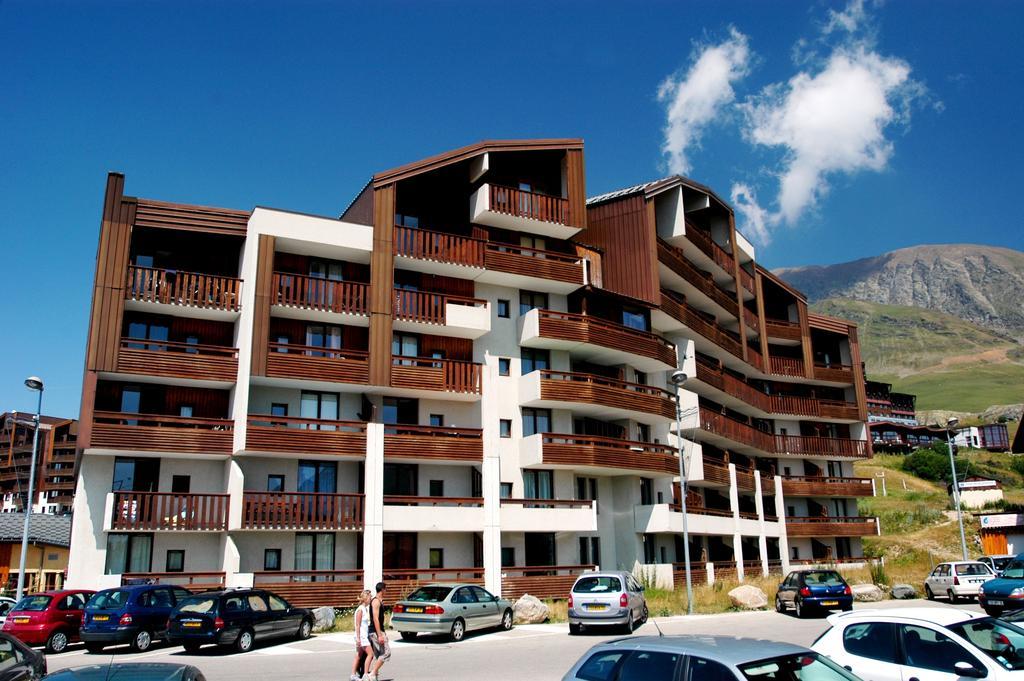 Residence Odalys Le Christiana Alpe d'Huez Exterior photo