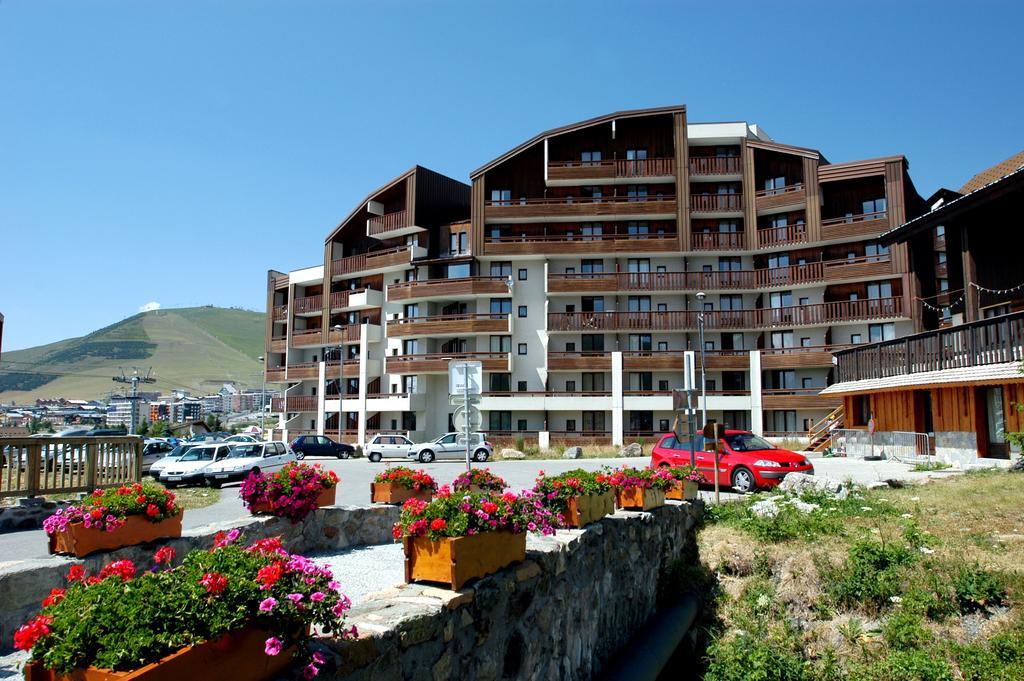 Residence Odalys Le Christiana Alpe d'Huez Exterior photo